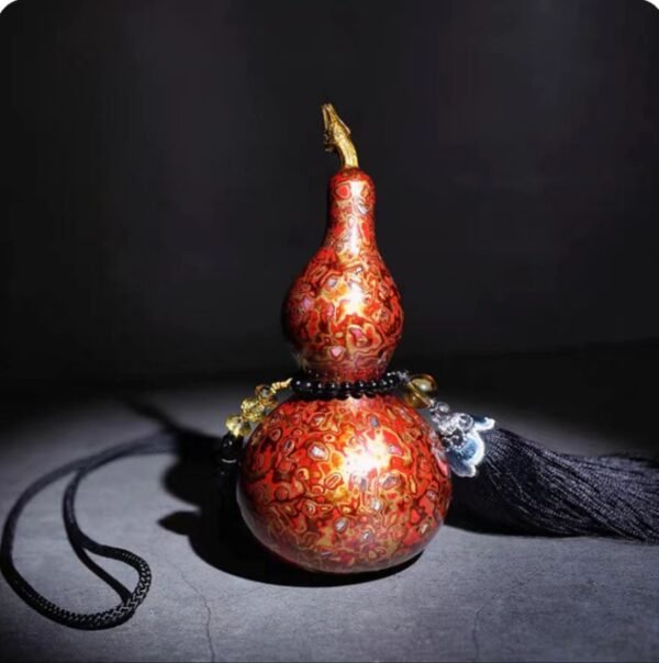Traditional Lacquered Gourd: Guardian of Home & Bringer of Fortune