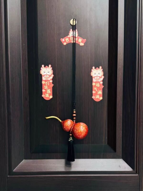 Traditional Lacquered Gourd: Guardian of Home & Bringer of Fortune - Image 4